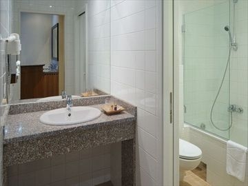 Regency Suites2