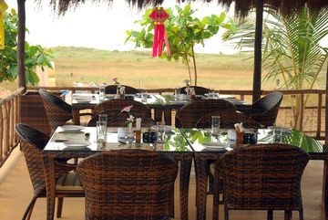Pam's Pirache Resort3