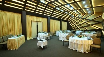 Golden Palms Hotel & Spa1