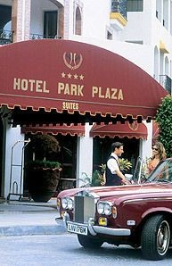 Plaza Suites0