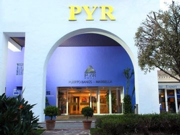 Pyr0