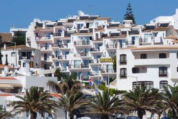 Soldoiro Apartments0