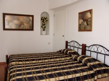 Regina Apartments3