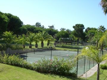 Ria Park Garden Hotel1