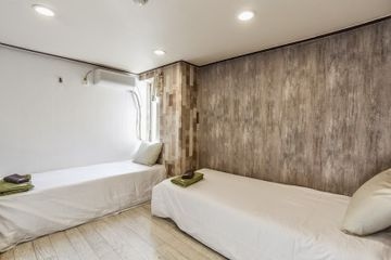 Hotel Biz Myeong-dong1