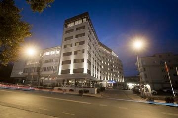 Parksa Hilton0