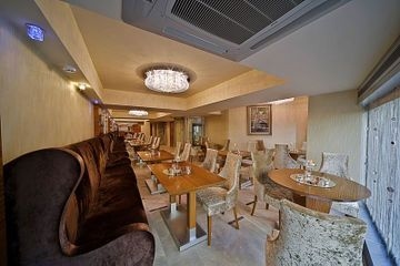 Q INN2