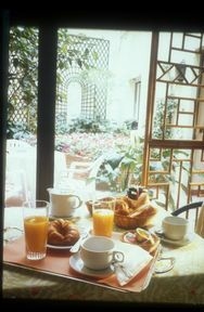 Du Mont Dore Hotel1