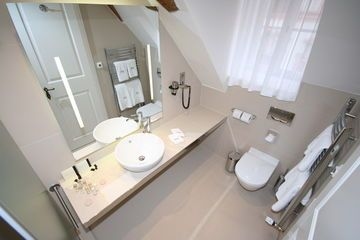 Hotel Three Storks1