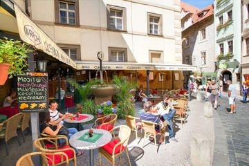 CLEMENTIN OLD TOWN2