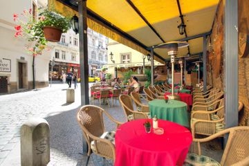 CLEMENTIN OLD TOWN1