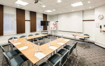 Ibis Mala Strana2