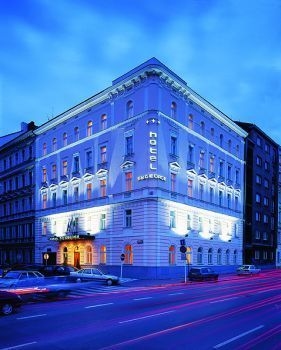 St.George Hotel0