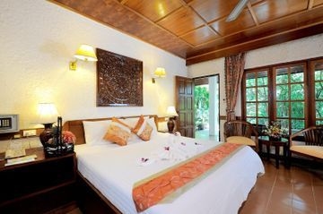 โรงแรมทรอปิกา บังกะโล (Tropica Bungalow Hotel)3