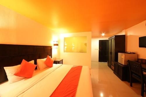 ป่าตอง สเตชั่น เฮาส์ (Patong Station House)3