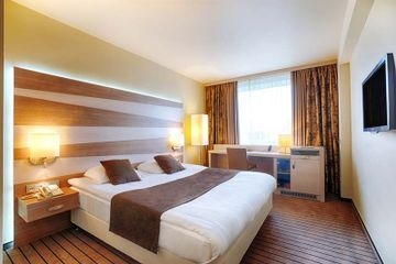 Rushotel3