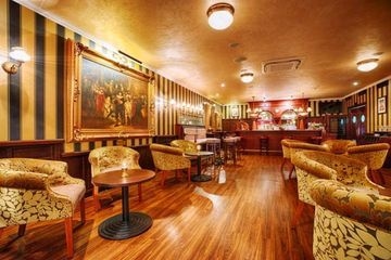 Rushotel1
