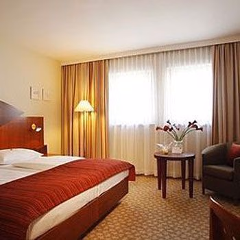 Best Western Tigra1