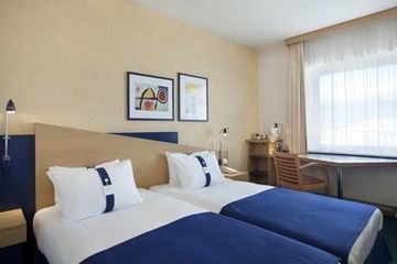 HOLYDAY INN EXPRESS GENEVA APT0