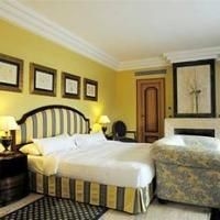 Vik Villa Hotel1