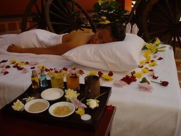 Apsara Holiday Hotel3
