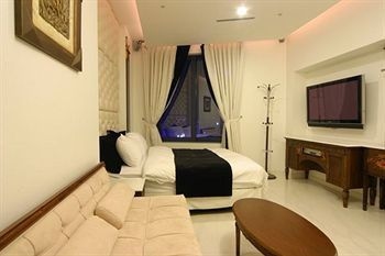 Mate Hotel2