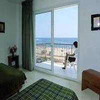 Surf Mar Hotel1