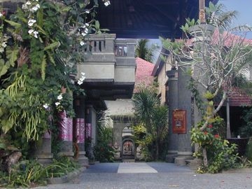 Sahadewa Resort & Spa0