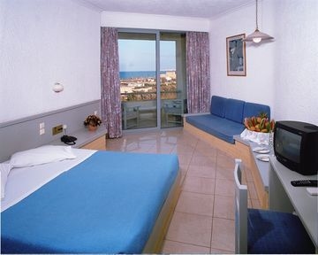 Dolphin Bay2