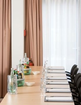 PARK INN4