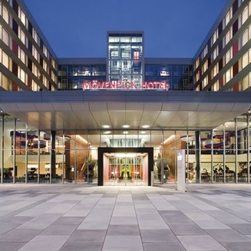 Movenpick Stuttgart Airport &0