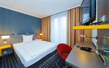 Ibis Styles3