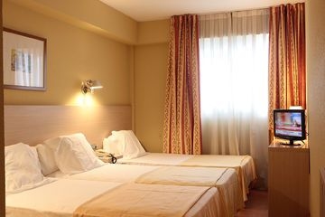 Hotel Burlada1