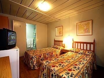 COMPOSTELA INN1