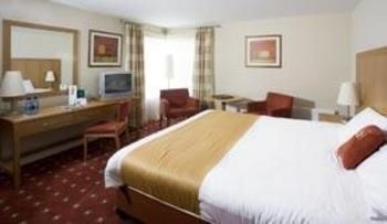 Quality Hotel & Leisure Centre4