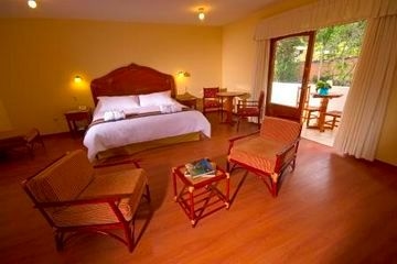 AGUSTO'S URUBAMBA4