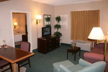 HAMPTON INN BY HILTON MONTERRE2