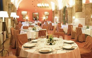 PARADOR SANTO DOMINGO FRESNEDA1
