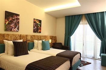Monoberge Hotel2
