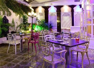 Tryp Ambassador3
