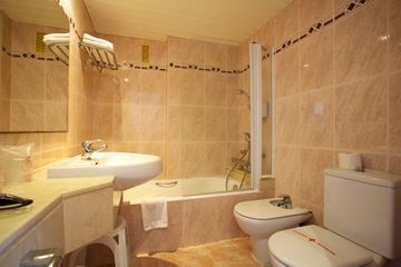 Comodoro Hotel4