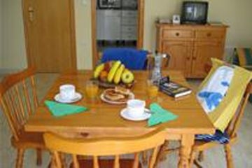Avenida Apartments4