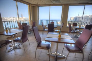 Carlton Hotel Malta3