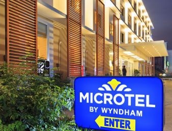 MICROTEL INN & SUITES BY WYNDHAM ACROPOLIS0