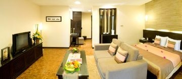 โรงแรมปูเตริ กูนุง (Puteri Gunung Hotel)1