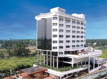 Hotel Gokulam Park0