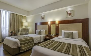 Sarovar Portico1