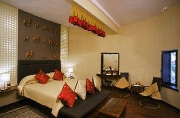 ดิ อจิต บาหวัน อะ พาเลซ รีสอร์ท (AJIT BHAWAN PALACE)2