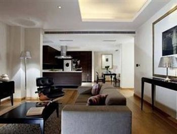 Fraser Suites3