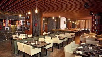 Holiday Inn New Delhi Mayur Vihar Noida4